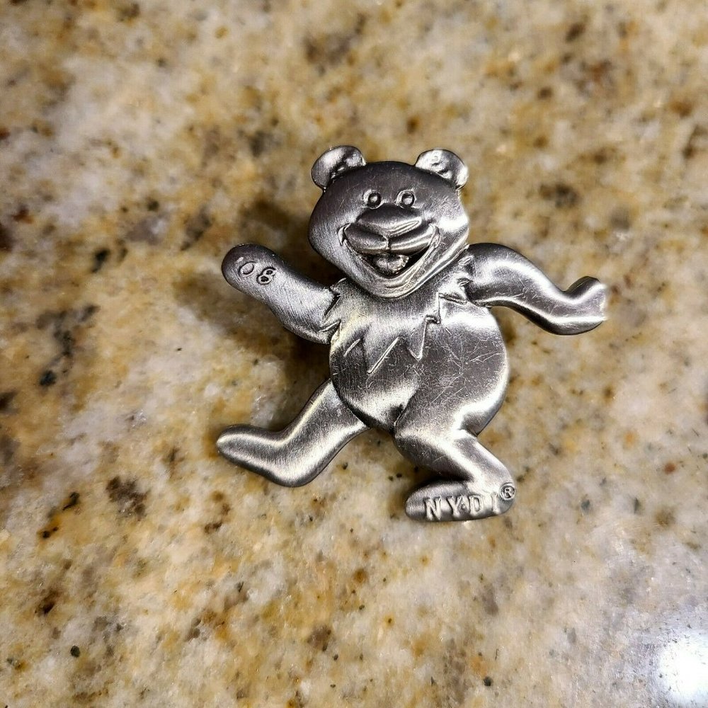Destination Imagination Pin. Ny DI 2008 Silver Tone Bear